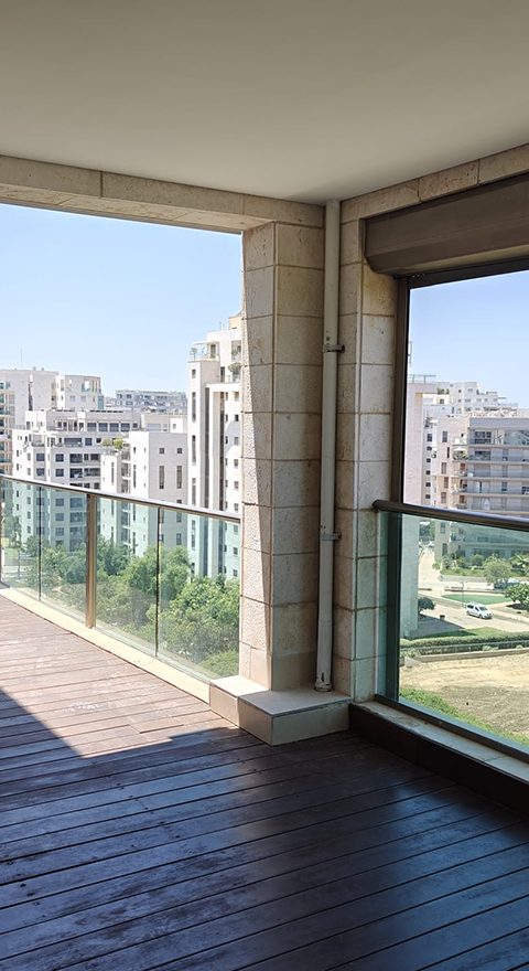 Penthouse, Ramat-Aviv